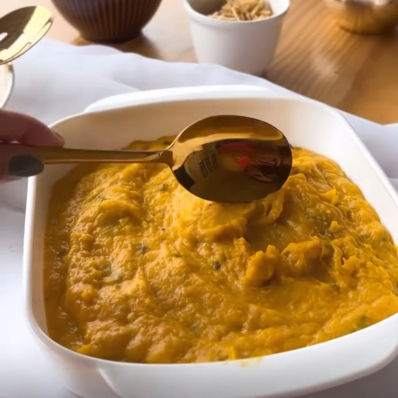 Kit de servir 6 utensílios Dourados de Aço Inox-GoldenServe™