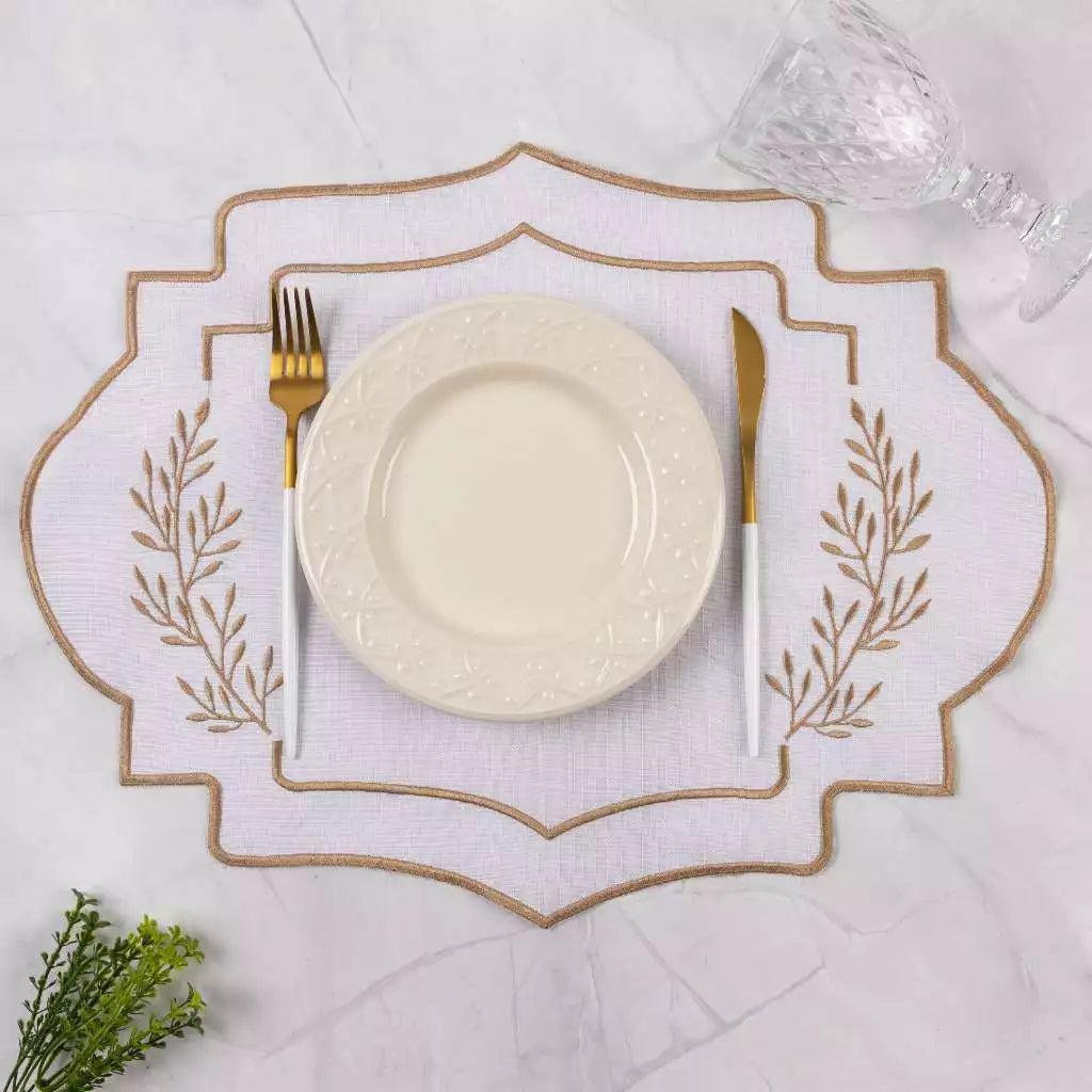 Jogo Americano 8 peças com 4 Sousplats Bordados e 4 Guardanapos – Elegância e Charme para Sua Mesa!