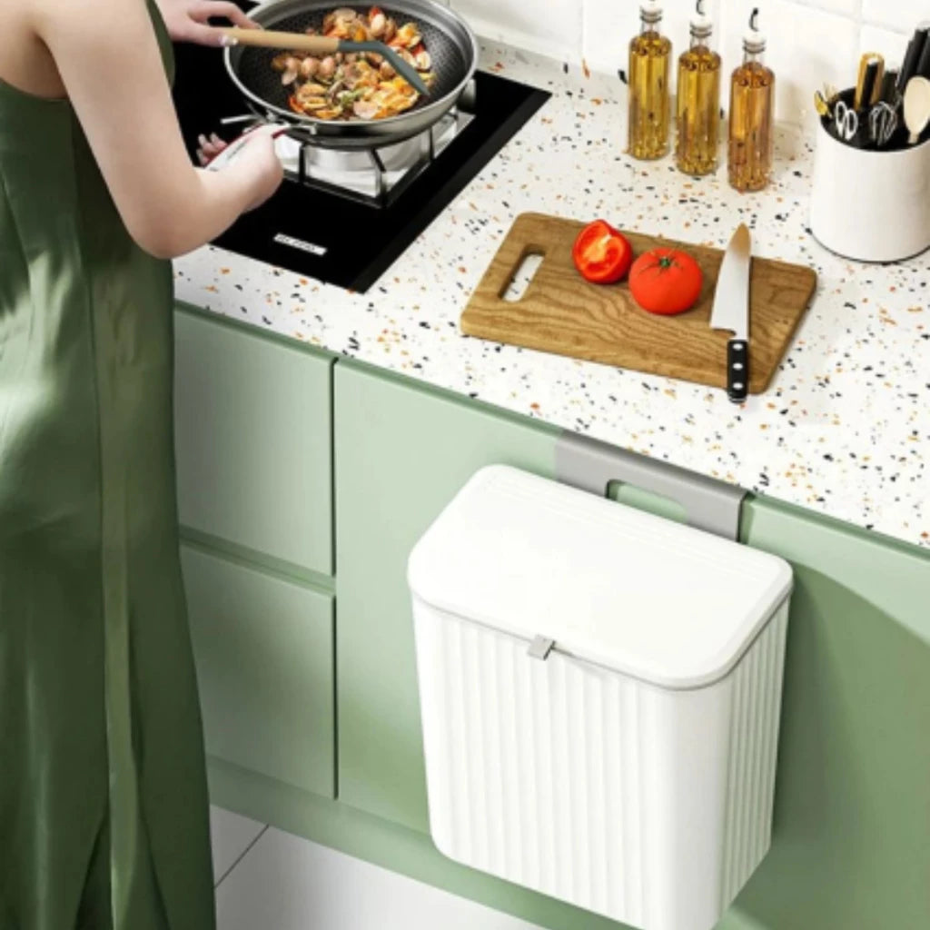Lixeira Dobrável 9L LixoFlex  para Cozinha, Banheiro e Muito Mais -Lar Equipado