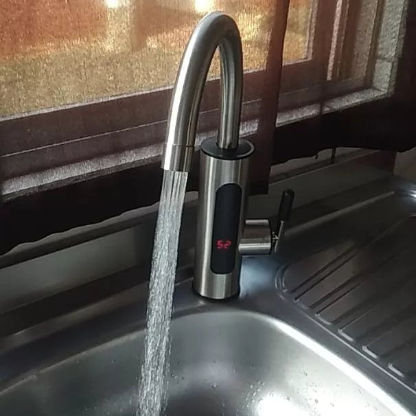 Torneira Elétrica para Cozinha – Com Visor de Temperatura, Regulagem e Giro 360° em Aço Inoxidável